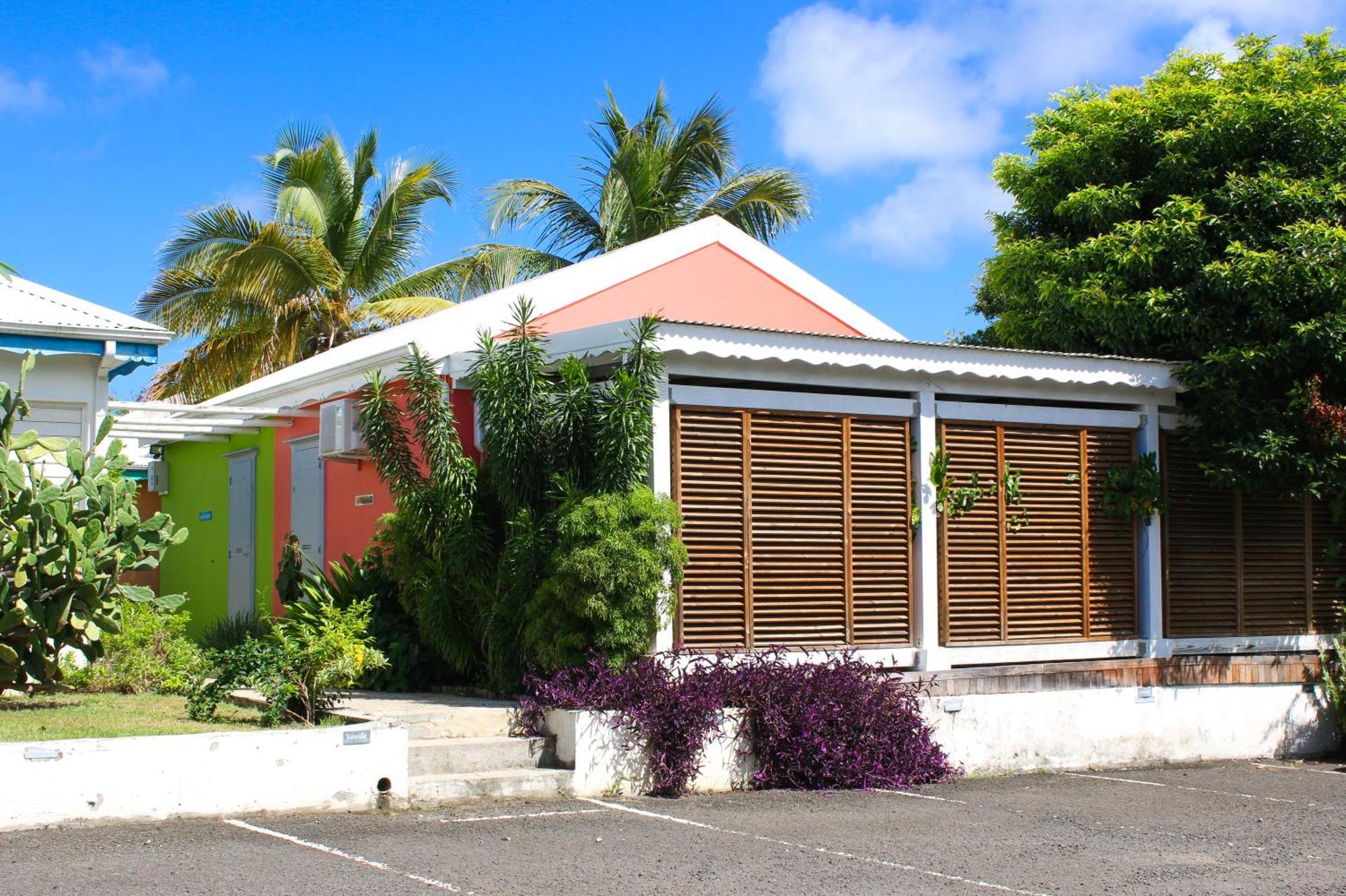 Bungalow La Papaye Bleue Residence Acces Piscine & Plage サン・フランソワ エクステリア 写真